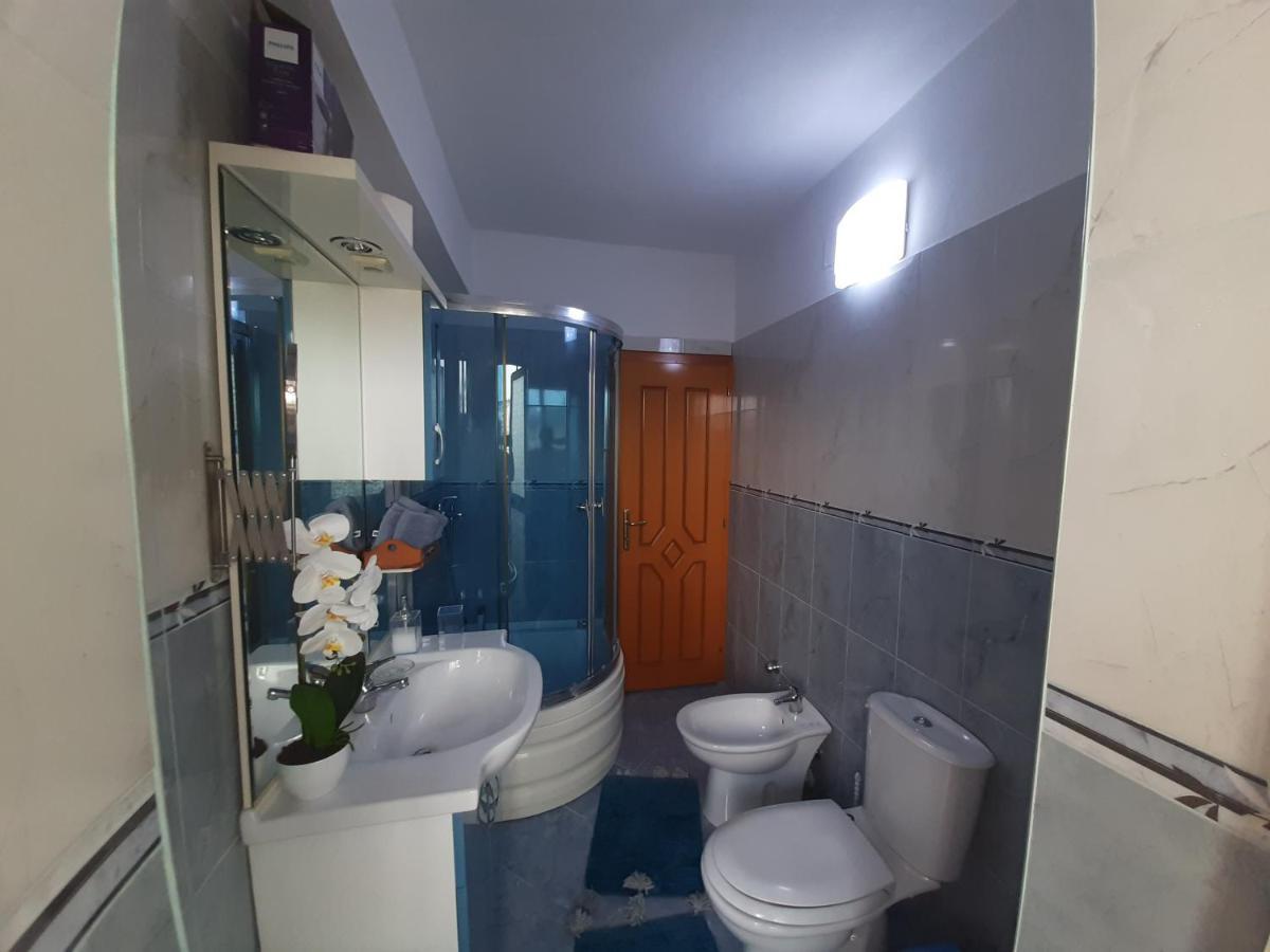 Cosy Central Apartment Shkoder Ngoại thất bức ảnh